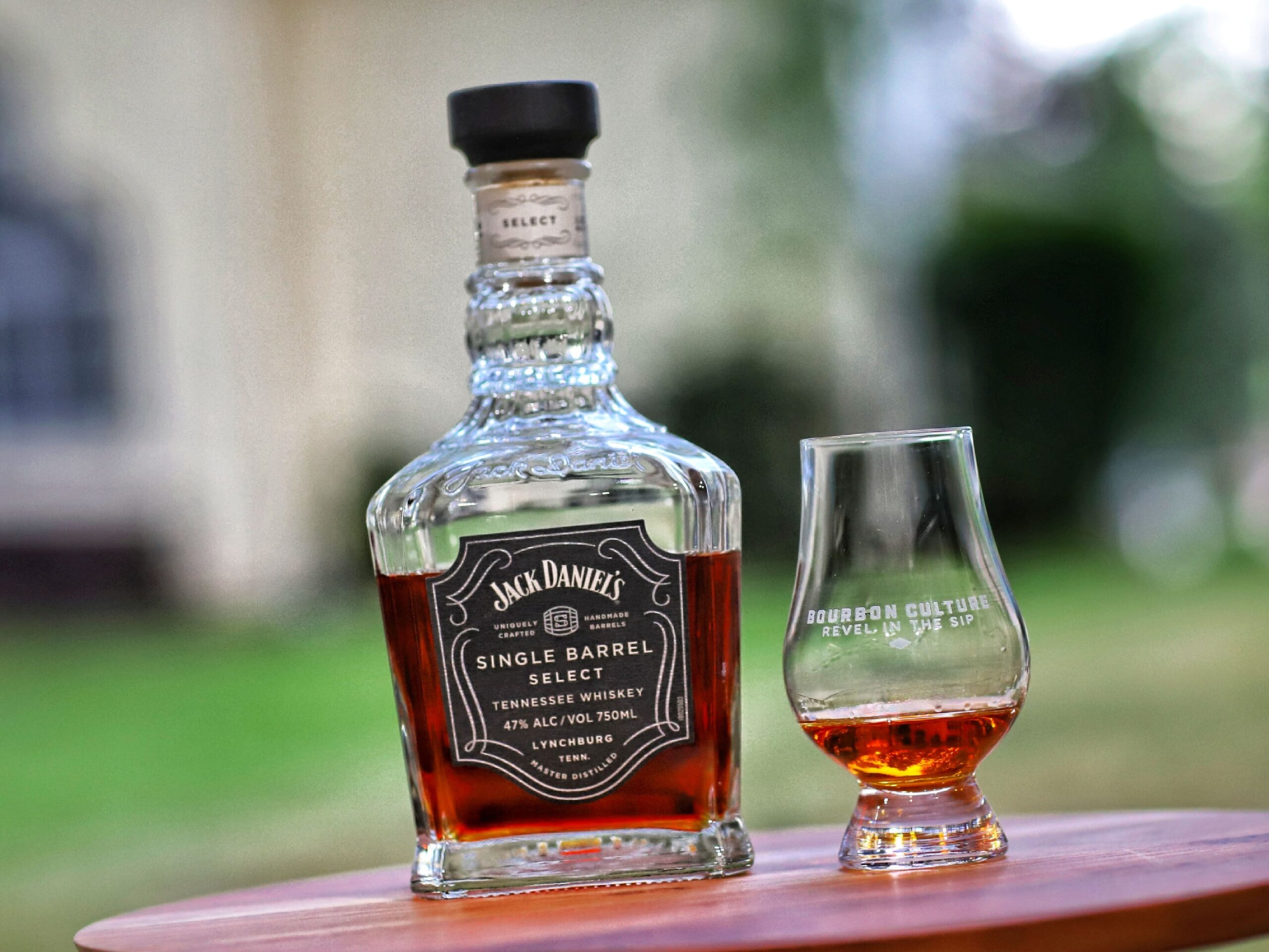 Jack-daniels-single-barrel-select-cover-picture-scaled